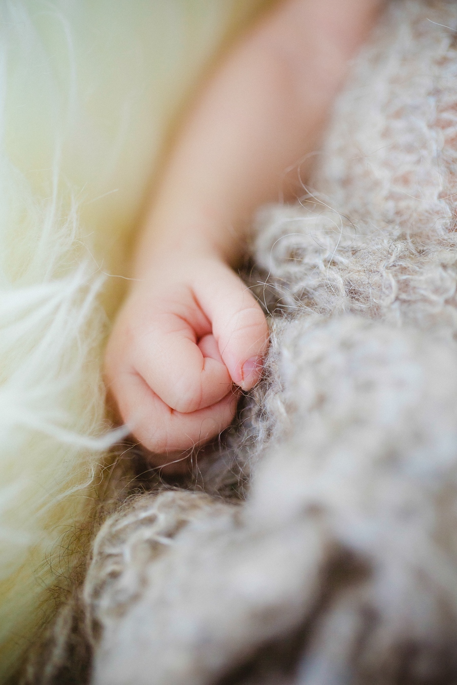 fotografin-newbornshooting-neugeborenes-babyshooting-babyfotos-schwangerschaftsshooting-aachen-herzogenrath-uebach-palenberg-geilenkirchen-koeln-duesseldorf-heinsberg-nrw-blog_007