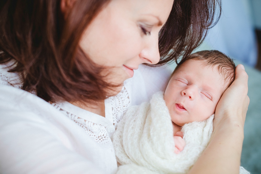 fotografin-newbornshooting-neugeborenes-babyshooting-babyfotos-schwangerschaftsshooting-aachen-herzogenrath-uebach-palenberg-geilenkirchen-koeln-duesseldorf-heinsberg-nrw-blog_022