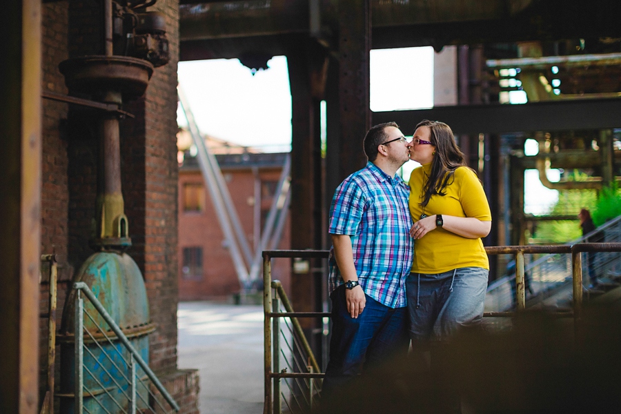 engagementshooting-engagement-herzogenrath-kohlscheid-aachen-duisburg-landschaftspark-duisburg-nord-duesseldorf-koeln-heinsberg-niederlande-paarfotos-uebach-palenberg-geilenkirchen-eschweiler-hochzeitsfotografin-blog-001_009