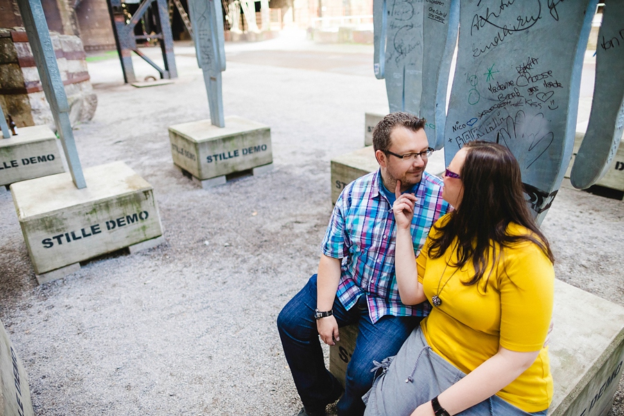 engagementshooting-engagement-herzogenrath-kohlscheid-aachen-duisburg-landschaftspark-duisburg-nord-duesseldorf-koeln-heinsberg-niederlande-paarfotos-uebach-palenberg-geilenkirchen-eschweiler-hochzeitsfotografin-blog-001_014