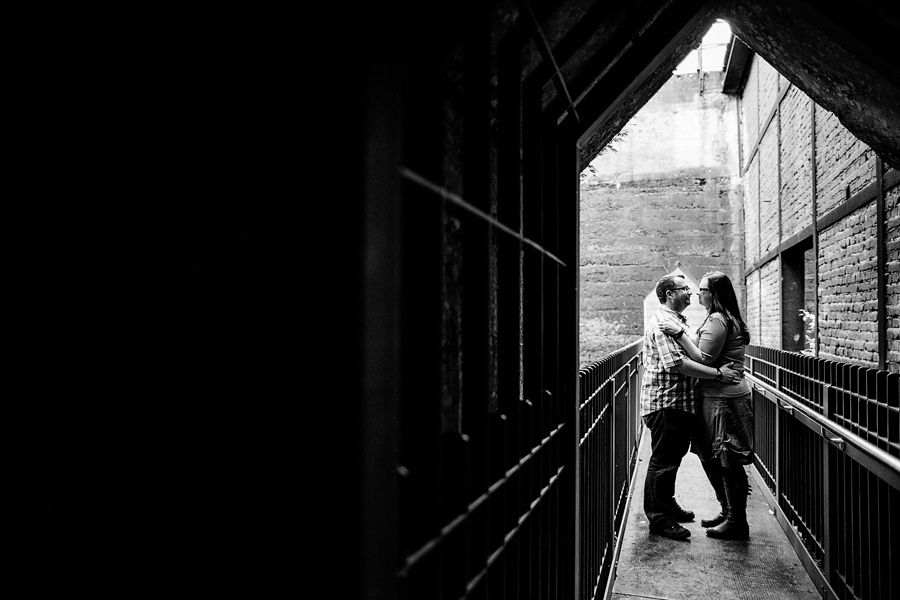 engagementshooting-engagement-herzogenrath-kohlscheid-aachen-duisburg-landschaftspark-duisburg-nord-duesseldorf-koeln-heinsberg-niederlande-paarfotos-uebach-palenberg-geilenkirchen-eschweiler-hochzeitsfotografin-blog-001_021