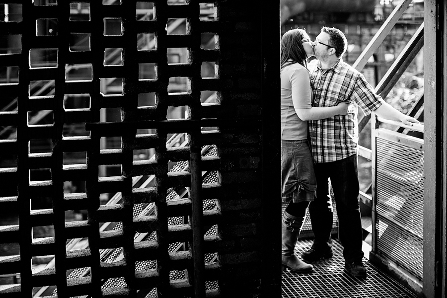 engagementshooting-engagement-herzogenrath-kohlscheid-aachen-duisburg-landschaftspark-duisburg-nord-duesseldorf-koeln-heinsberg-niederlande-paarfotos-uebach-palenberg-geilenkirchen-eschweiler-hochzeitsfotografin-blog-001_037