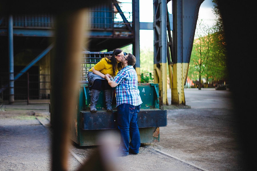 engagementshooting-engagement-herzogenrath-kohlscheid-aachen-duisburg-landschaftspark-duisburg-nord-duesseldorf-koeln-heinsberg-niederlande-paarfotos-uebach-palenberg-geilenkirchen-eschweiler-hochzeitsfotografin-blog-001_046