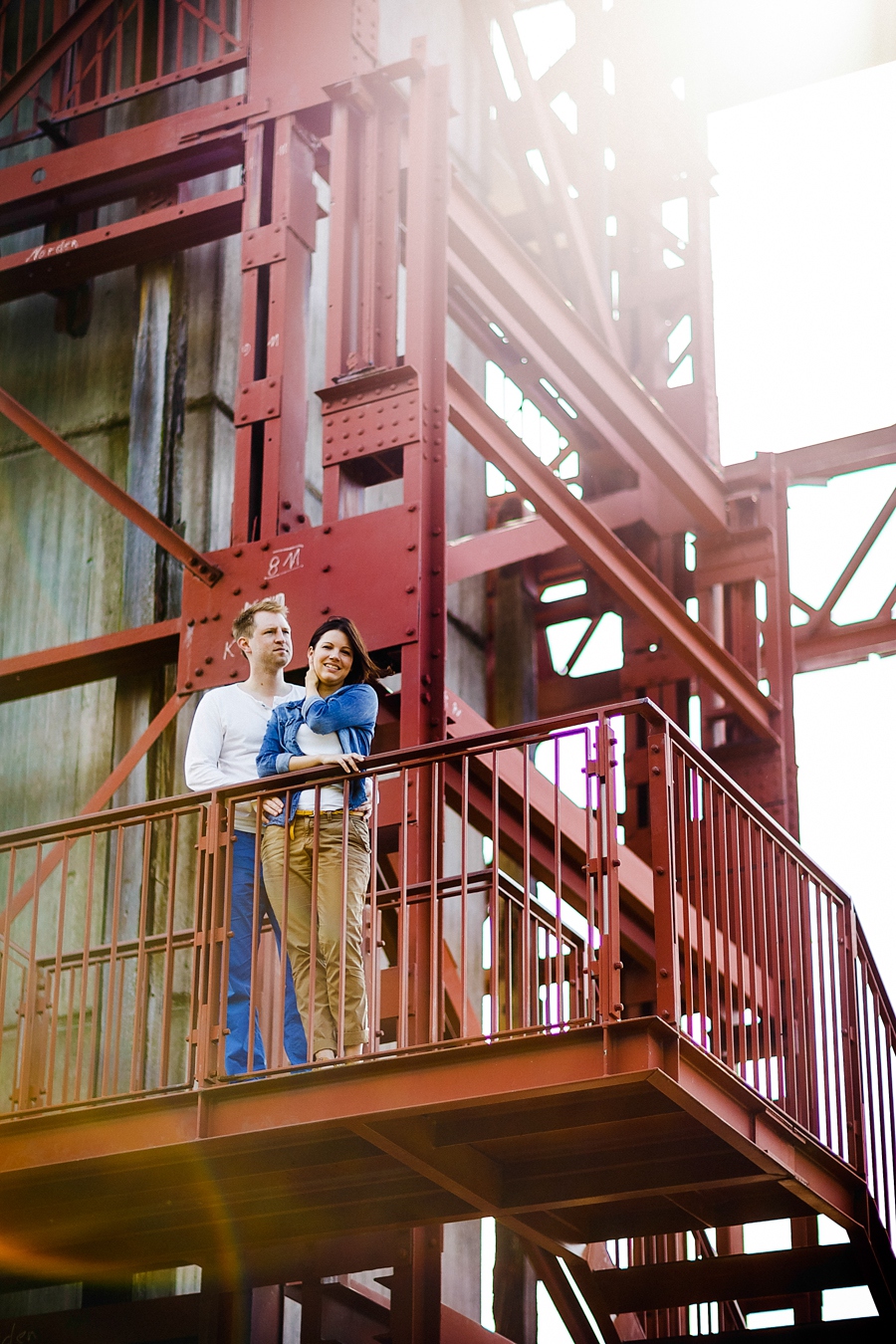engagementshooting-engagement-essen-zeche-zollverein-duesseldorf-aachen-koeln-heinsberg-niederlande-paarfotos-hochzeitsfotografin_029