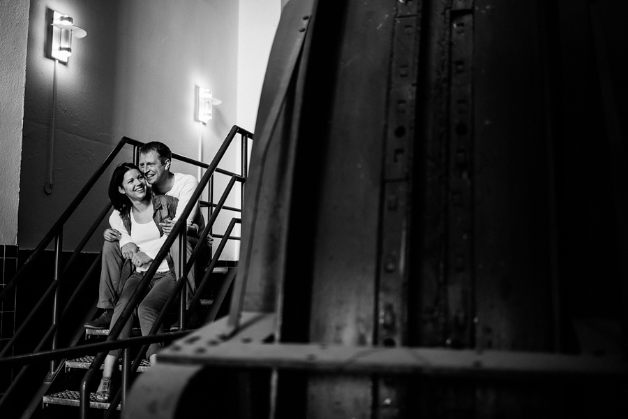 engagementshooting-engagement-essen-zeche-zollverein-duesseldorf-aachen-koeln-heinsberg-niederlande-paarfotos-hochzeitsfotografin_040