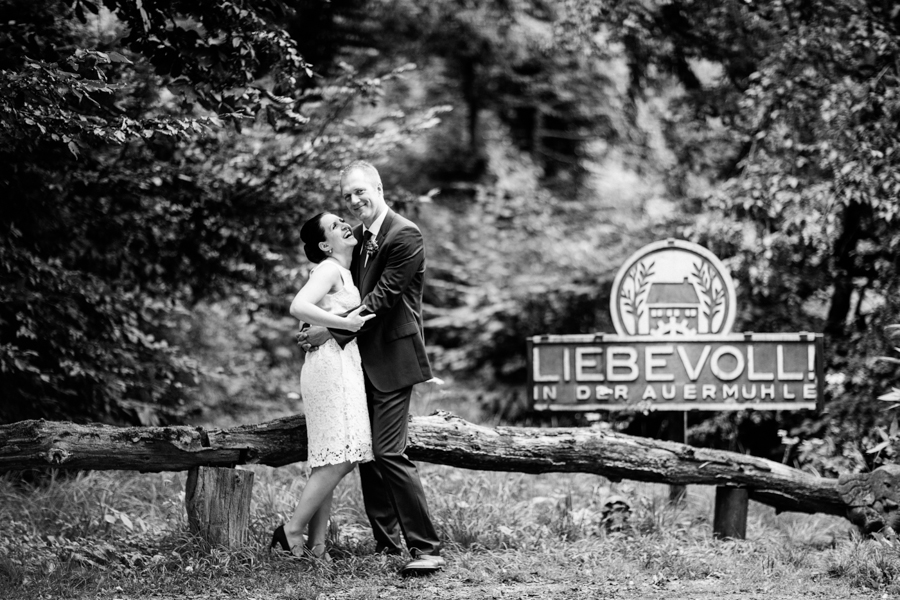 hochzeitsfotografin-duesseldorf-ratingen-auermuehle-liebevoll-standesamt-aachen-koeln-uebach-palenberg-geilenkirchen-heinsberg-nrw-blog_056